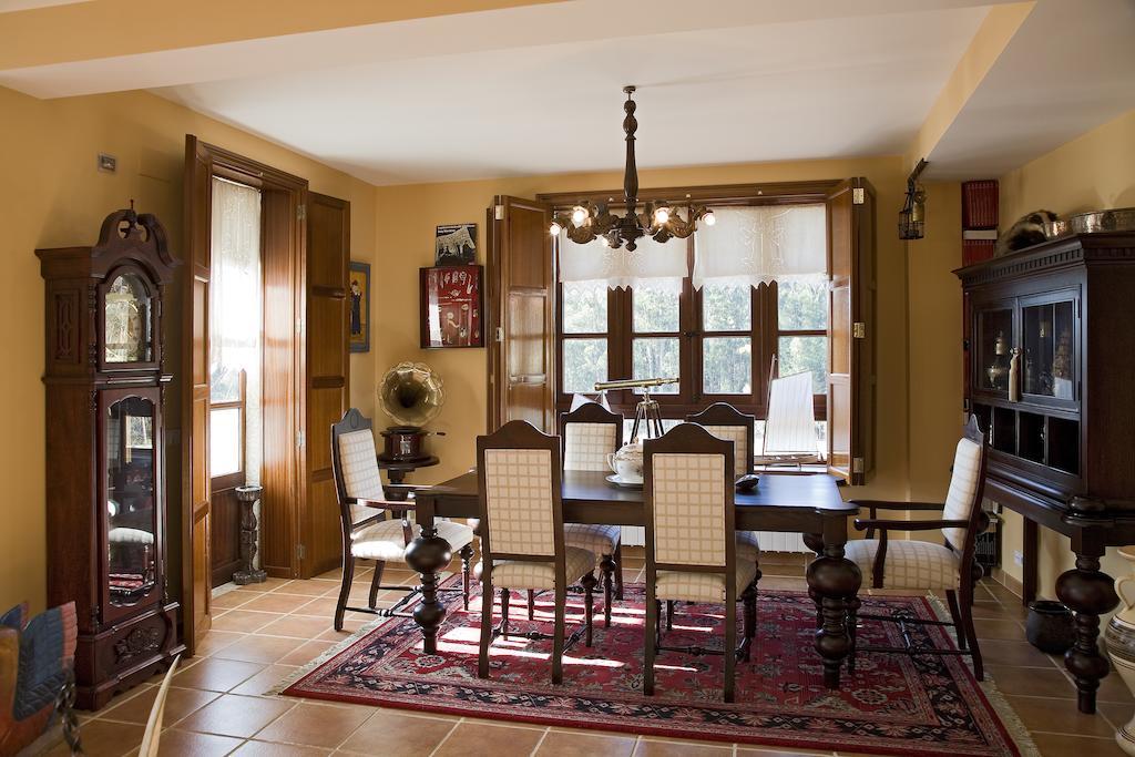 Отель Casa De Labranza A Rega Комбарро Экстерьер фото